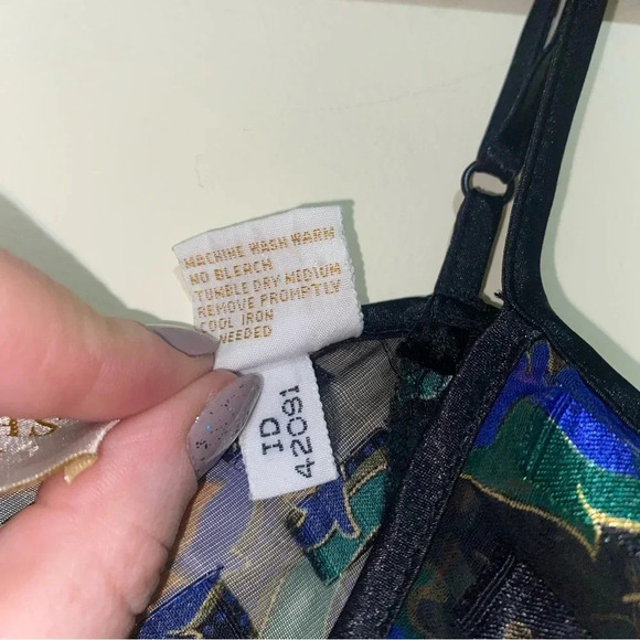 Vintage 80’s 90’s floral  Victoria Secret Gold Label One Piece bodysuit size XS - Picture 12 of 17